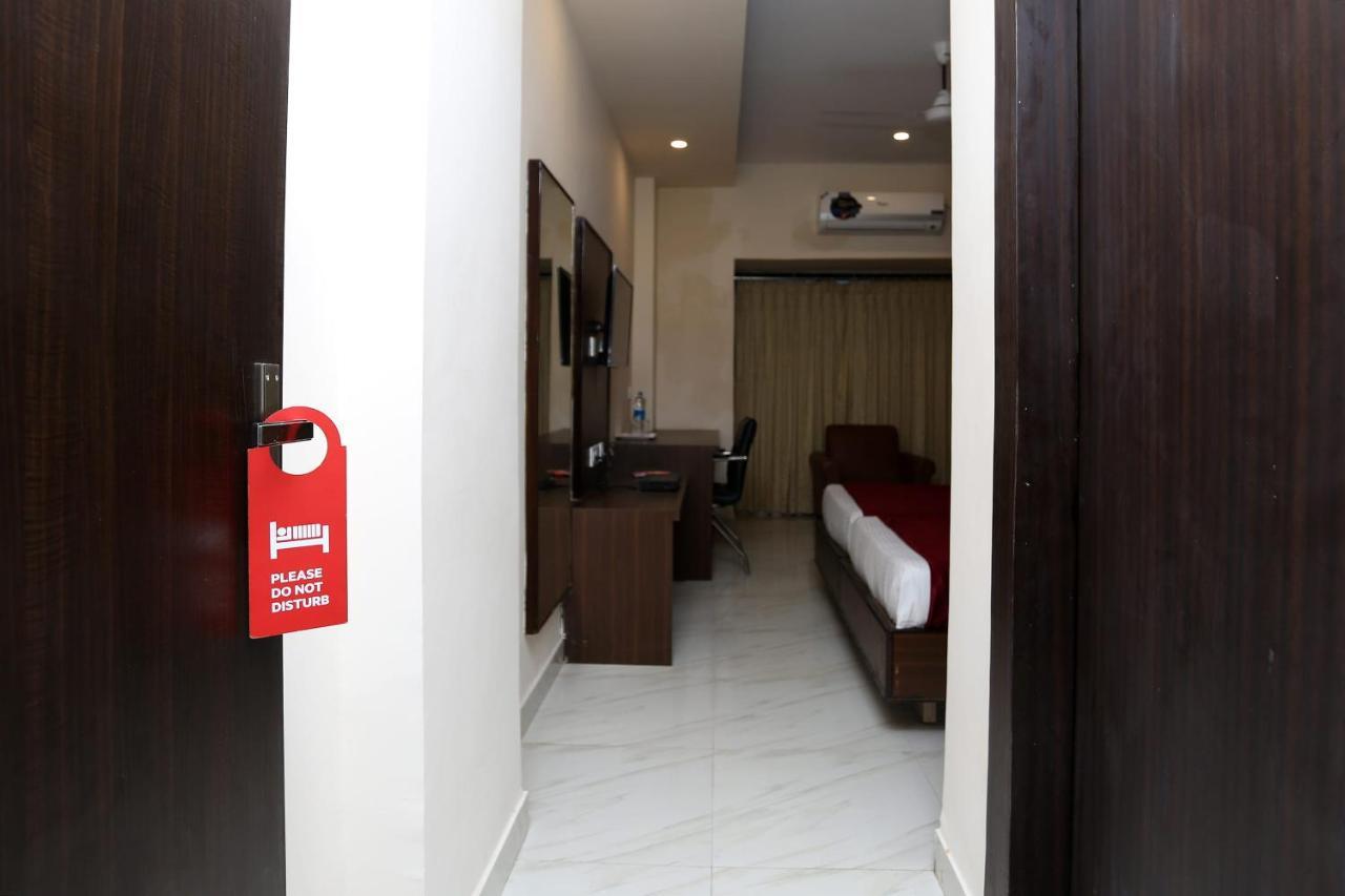 Hotel Railview בובנשוואר מראה חיצוני תמונה