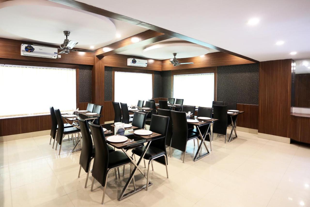 Hotel Railview בובנשוואר מראה חיצוני תמונה