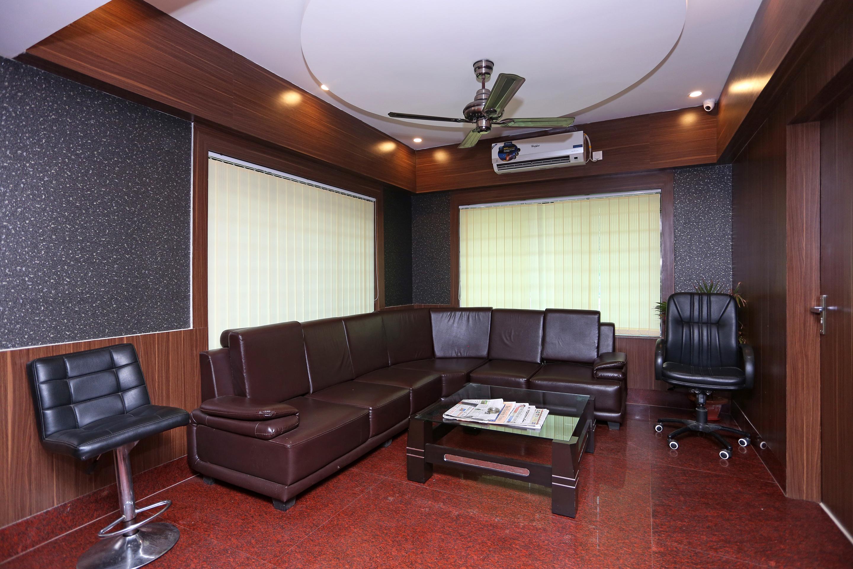 Hotel Railview בובנשוואר מראה חיצוני תמונה